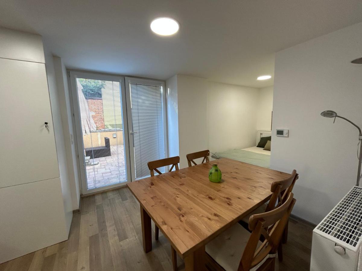Apartamento Stromoradni 17 Břeclav Exterior foto