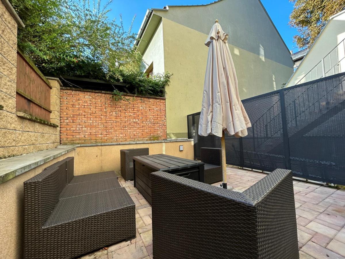 Apartamento Stromoradni 17 Břeclav Exterior foto